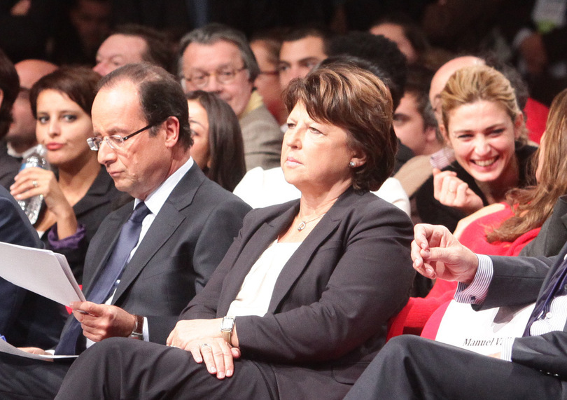 Francois-Hollande-Martine-Aubry-Manuel-Valls-Julie-Gayet_exact810x609_l