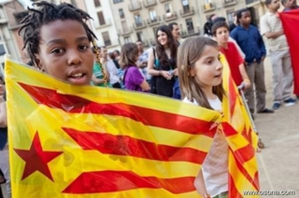 Les indépendantistes de Catalogne affichent leurs couleurs lors d’une récente manifestation.