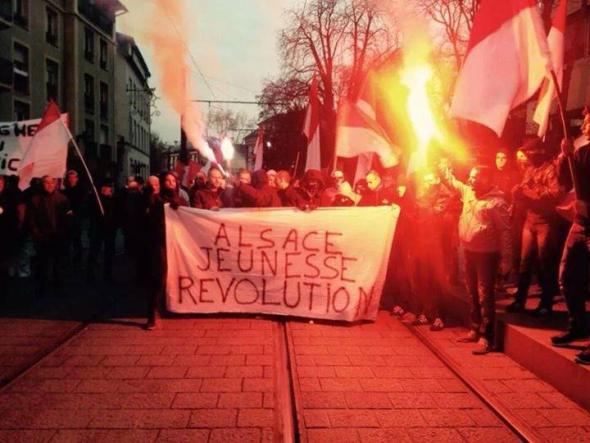 Alsace nationaliste manif contre réforme territoriale 06122014
