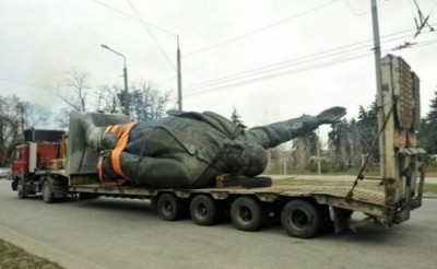 Statue_Lenine_Zaporija_Ukraine