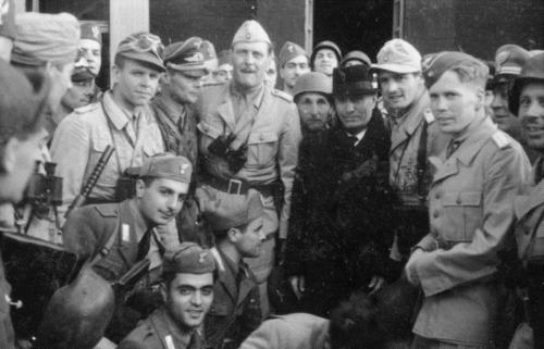 Libération de Mussolini (vidéo)