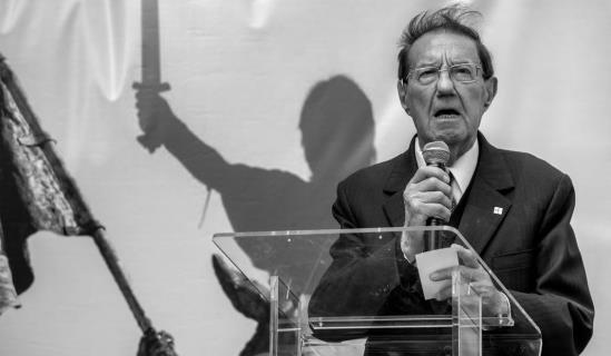 Le but de l’action politique – Entrevue de Pierre Sidos et Jean Ribailler – 1984 (vidéo)