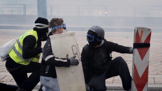 Opération LU et Brouillard – Le Chat Errant (vidéo)